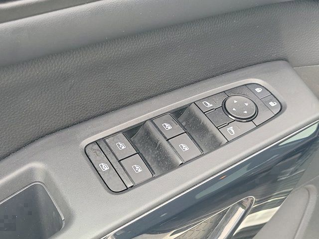 Used 2024 Nissan Pathfinder SV FWD image 22