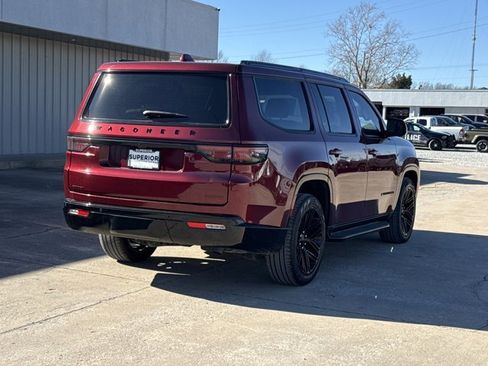 Used 2023 Jeep Wagoneer Series II image 3