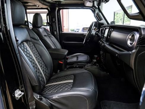 Used 2022 Jeep Gladiator Rubicon w/ Cold Weather Group image 75