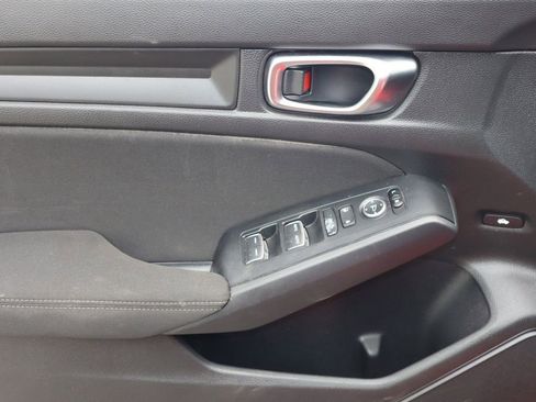 Used 2025 Honda Civic Sport image 18