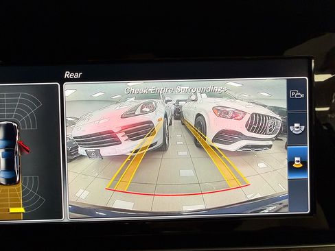 Used 2017 Mercedes-Benz E 300 4MATIC image 19