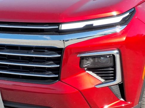 New 2026 Chevrolet Traverse LT FWD image 8