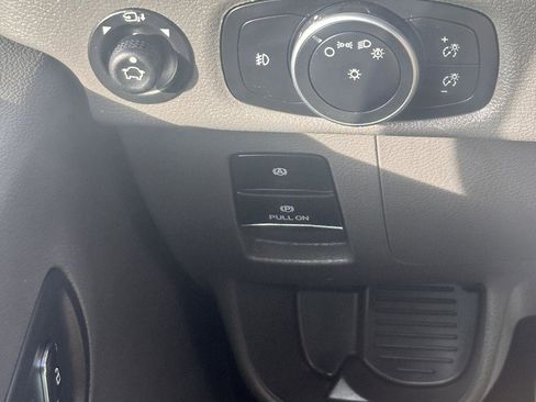 Used 2023 Ford Transit 350 XLT RWD image 19