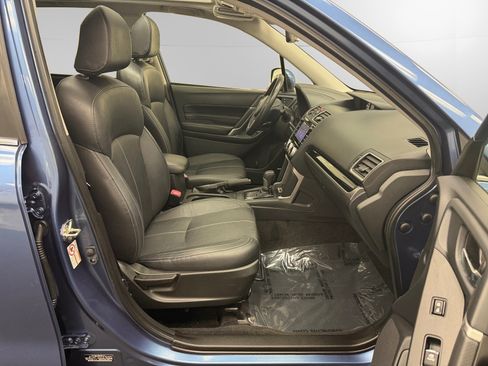 Used 2017 Subaru Forester 2.5i Touring AWD/4WD image 15