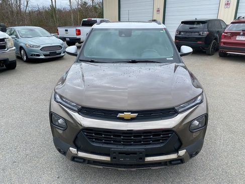 Used 2022 Chevrolet TrailBlazer ACTIV w/ Sun and Liftgate Package image 3
