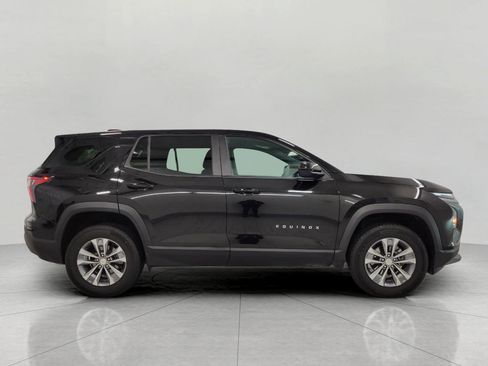 Used 2025 Chevrolet Equinox LT image 11