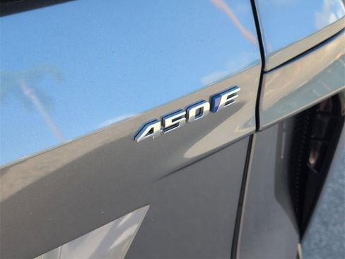 Certified 2023 Cadillac Lyriq Luxury image 32