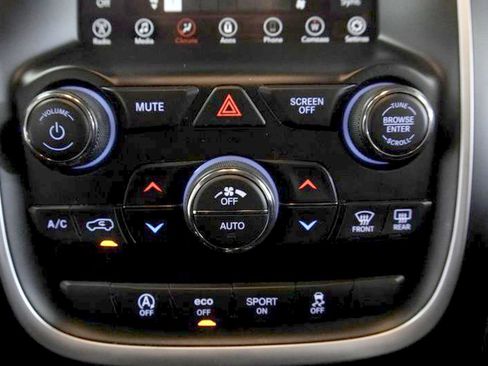 Used 2020 Dodge Durango SXT image 20