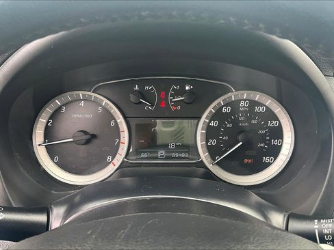 Used 2015 Nissan Sentra SV FWD image 25