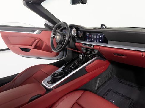 Certified 2023 Porsche 911 Carrera 4S AWD/4WD image 37