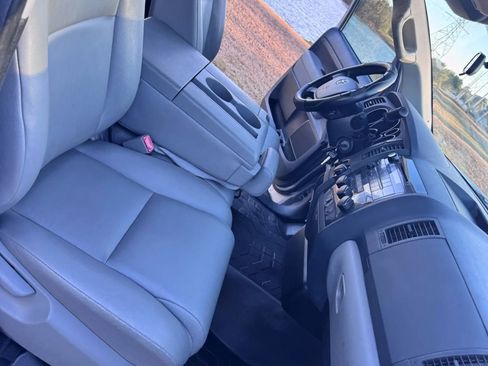 Used 2013 Toyota Tundra 2WD Double Cab image 10