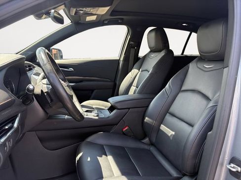 Certified 2023 Cadillac XT4 Sport w/ Cold Weather Package AWD/4WD image 9