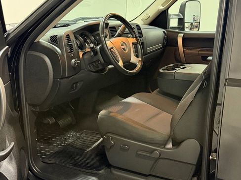Used 2015 Chevrolet Silverado 3500 W/T w/ WT Convenience Package AWD/4WD image 8