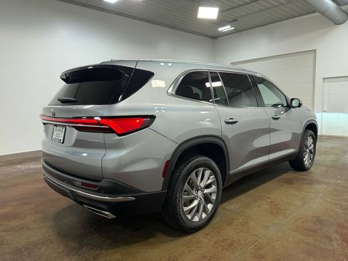 Used 2026 Buick Enclave Preferred AWD/4WD image 34