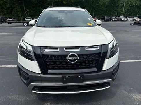 Used 2024 Nissan Pathfinder Rock Creek AWD/4WD image 8