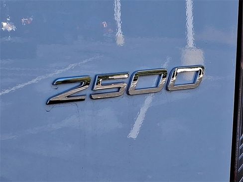 Used 2025 Mercedes-Benz Sprinter 2500 image 30