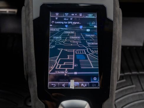 Used 2024 Lamborghini Huracan Sterrato image 31