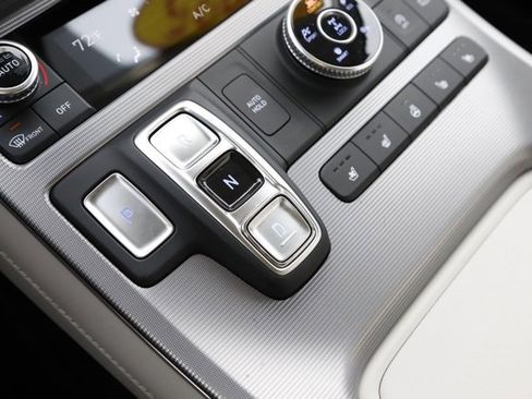 Certified 2025 Hyundai Palisade Calligraphy image 31