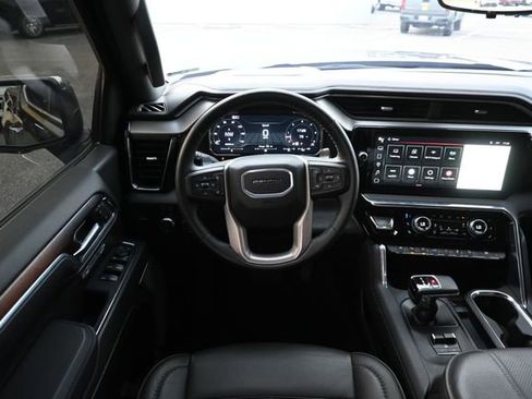 Used 2024 GMC Sierra 1500 Denali w/ Technology Package image 13