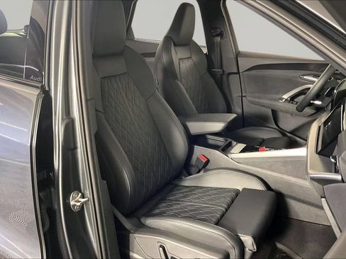 Used 2026 Audi SQ5 Premium Plus AWD/4WD image 26
