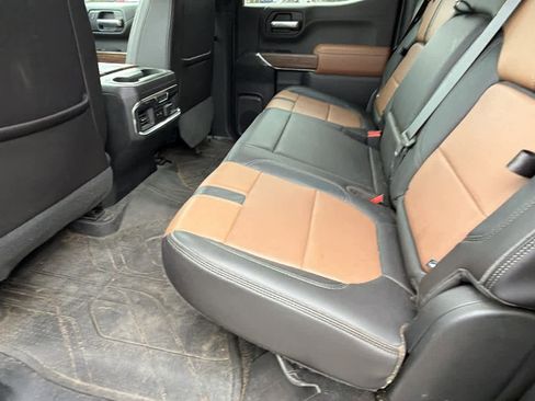 Used 2019 Chevrolet Silverado 1500 High Country w/ High Country Premium Package AWD/4WD image 17