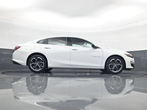 Used 2022 Chevrolet Malibu LT FWD image 25