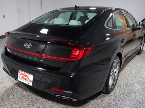 Used 2023 Hyundai Sonata SEL w/ Cargo Package image 7