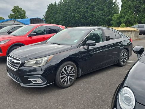 Used 2019 Subaru Legacy 2.5i Premium w/ Popular Package #2A AWD/4WD image 3