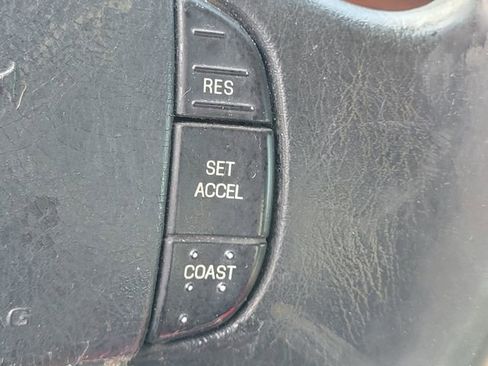 Used 2000 Ford F350 XLT image 25
