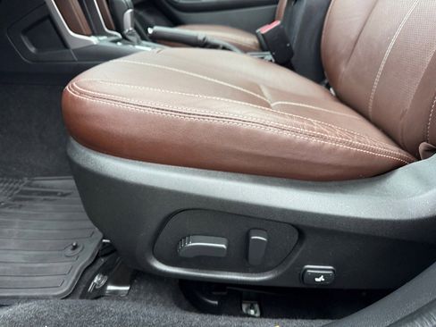 Used 2017 Subaru Forester 2.5i Touring image 17