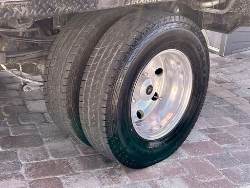 Used 2014 RAM 3500 Tradesman w/ Chrome Appearance Group image 25