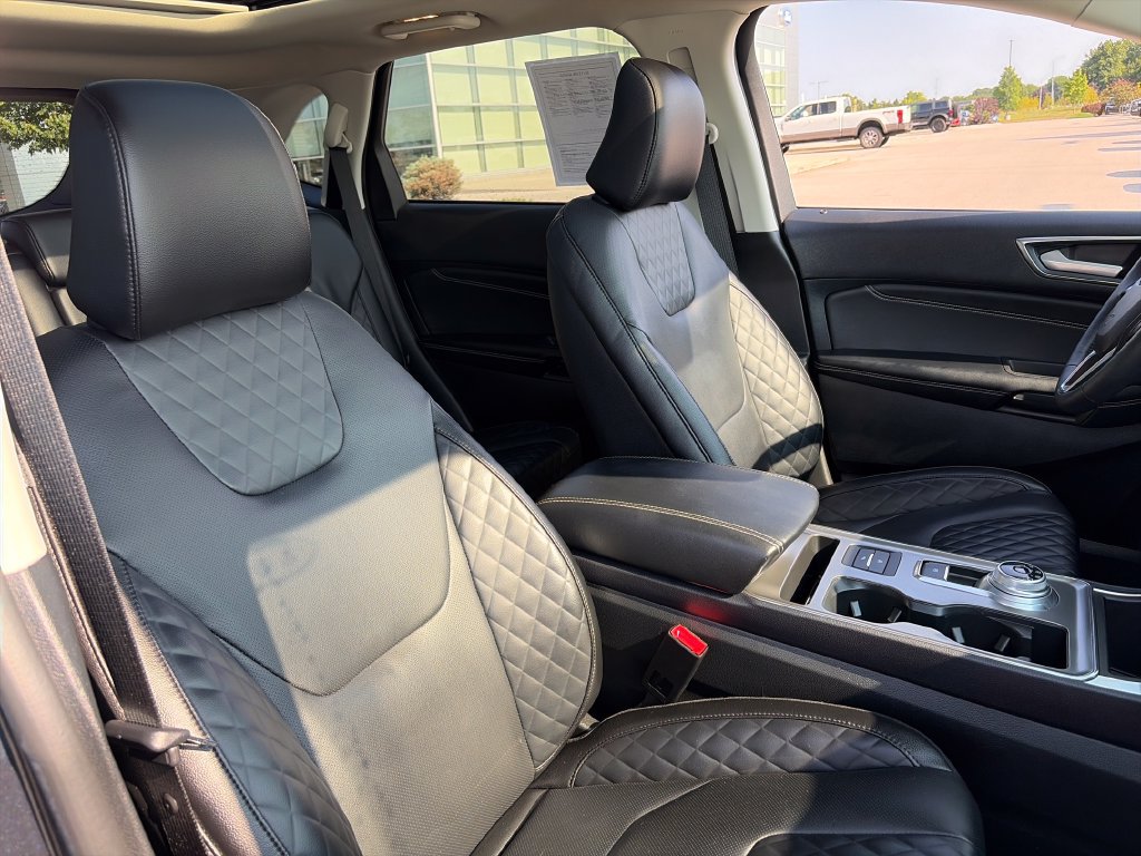 Used 2023 Ford Edge Titanium w/ Equipment Group 301A AWD/4WD image 12