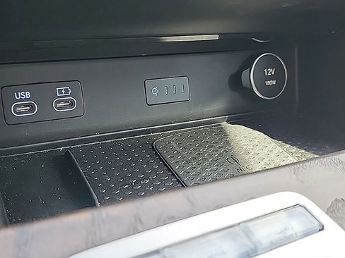 Used 2025 Genesis GV80 2.5T Prestige image 20