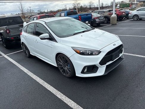 Used 2017 Ford Focus RS image 2