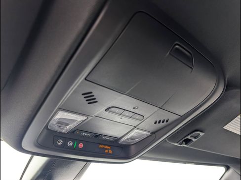 Used 2026 Cadillac XT5 Luxury FWD image 16