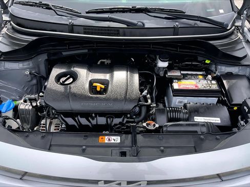 Used 2023 Kia Soul LX w/ Option Group 015 FWD image 31