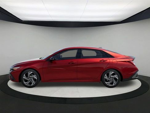 New 2025 Hyundai Elantra Sport image 3