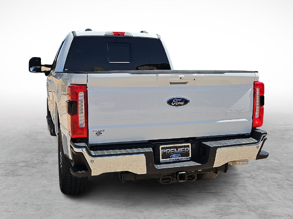 Used 2024 Ford F250 Lariat w/ FX4 Off-Road Package AWD/4WD image 8