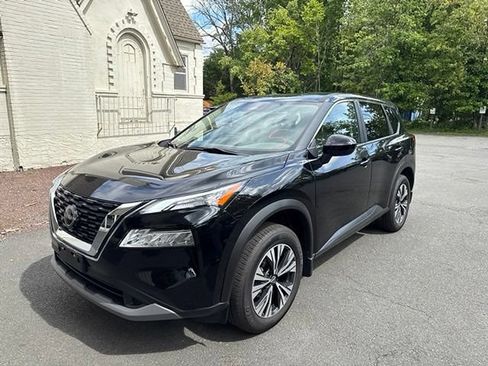 Used 2023 Nissan Rogue SV AWD/4WD image 3