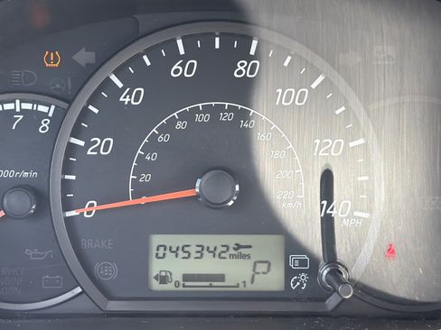 Used 2024 Mitsubishi Mirage ES FWD image 32