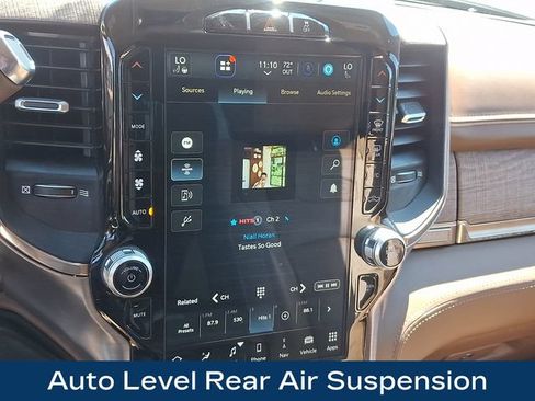 Used 2022 RAM 2500 Limited AWD/4WD image 11