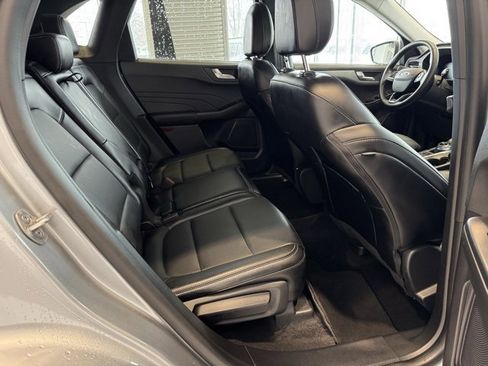 Used 2024 Ford Escape Platinum image 24