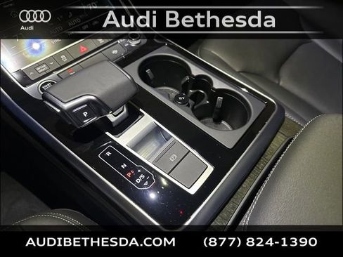 Certified 2025 Audi Q7 3.0T Premium w/ Convenience Package image 24