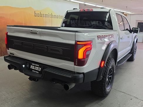 Used 2025 Ford F150 Raptor AWD/4WD image 19