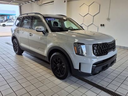 Used 2025 Kia Telluride AWD