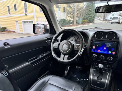 Used 2016 Jeep Patriot High Altitude image 27