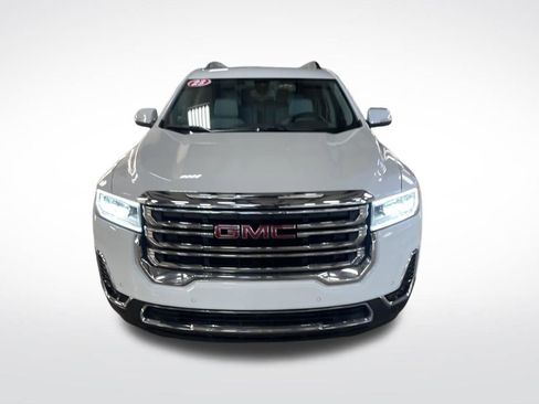 Certified 2023 GMC Acadia SLT w/ Preferred Package image 9