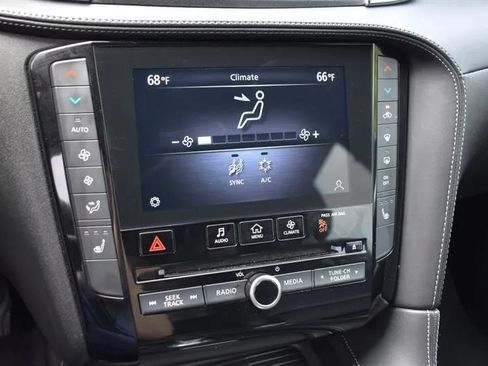 Used 2020 INFINITI QX50 Essential w/ Edition 30 Package AWD/4WD image 29