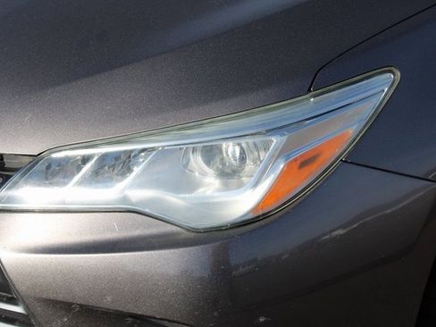 Used 2016 Toyota Camry XLE image 13