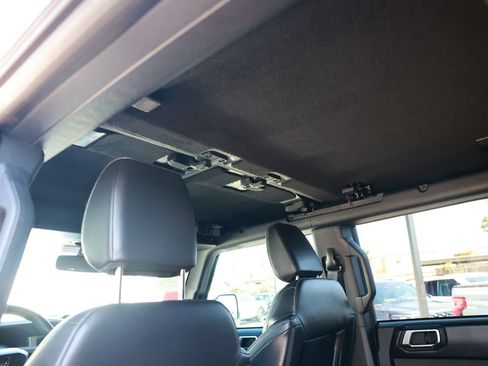 Used 2025 Ford Bronco Outer Banks AWD/4WD image 39
